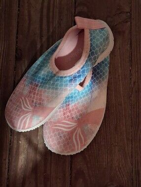 Kidgets Pink & Blue Mermaid Scale Water Shoes